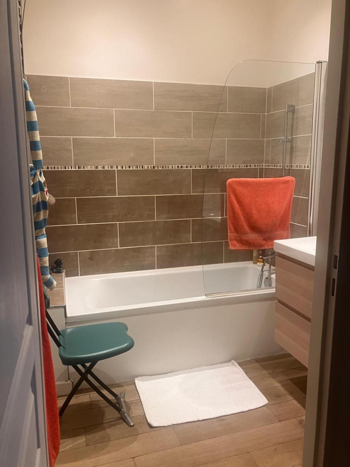 100m2 Beautiful In Aix Center-with Free Parking Apartment